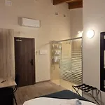 Vineam Hotel 3*