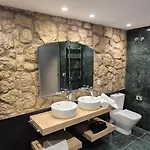 Vineam Hotel 3*